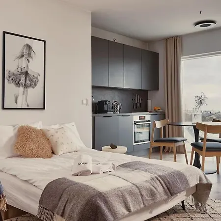 Norr, Mount View Apartment, Center